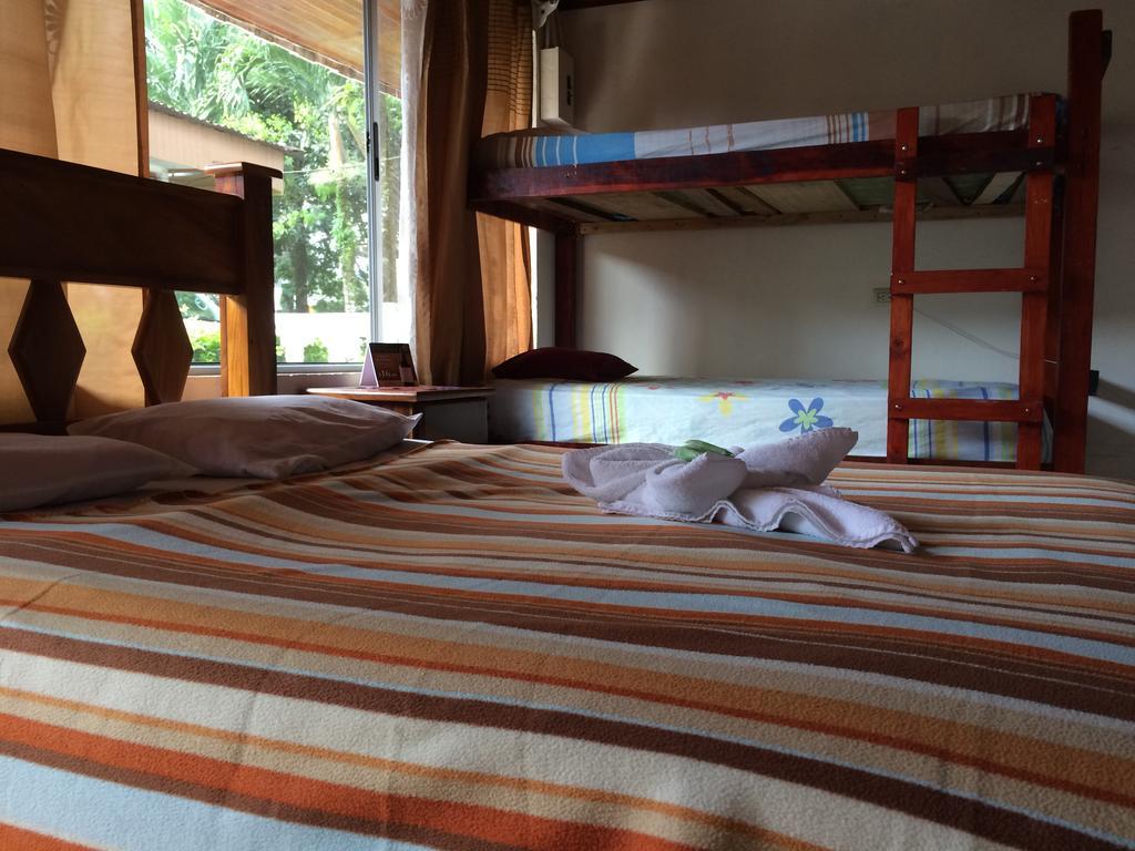 Hostel Rio Danta La Fortuna Kültér fotó