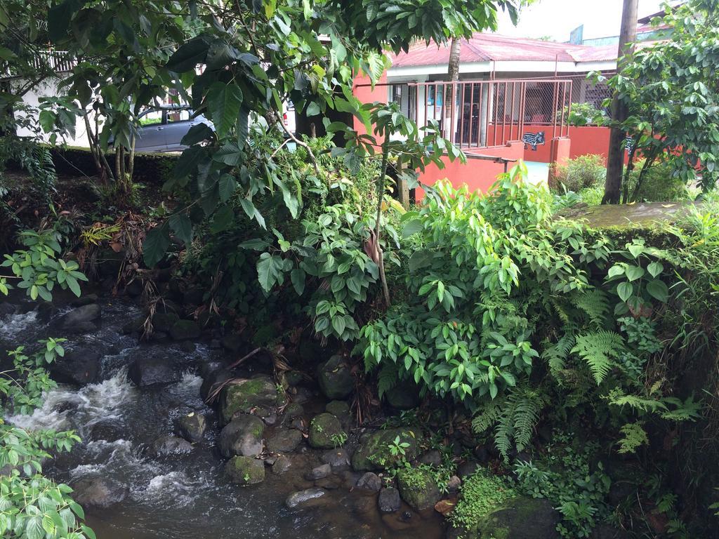 Hostel Rio Danta La Fortuna Kültér fotó